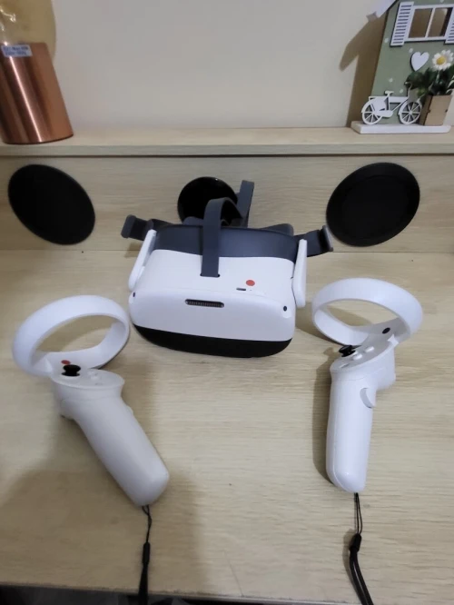 Casque Neo 3 Lunettes VR tout-en-un Jeu de réalité virtuelle qualité d'image 4K UHD Sans fil 256GB