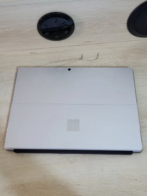 AI Microsoft Surface Pro 11 Copilot+ | OLED 2.8K 13" Tactile 120 Hz | INTEL CORE Ultra 5 236V | 16GB RAM | 256GB RAM | Arc Graphics 130V 8GB | Platine Tablette | Hybride 2-en-1
