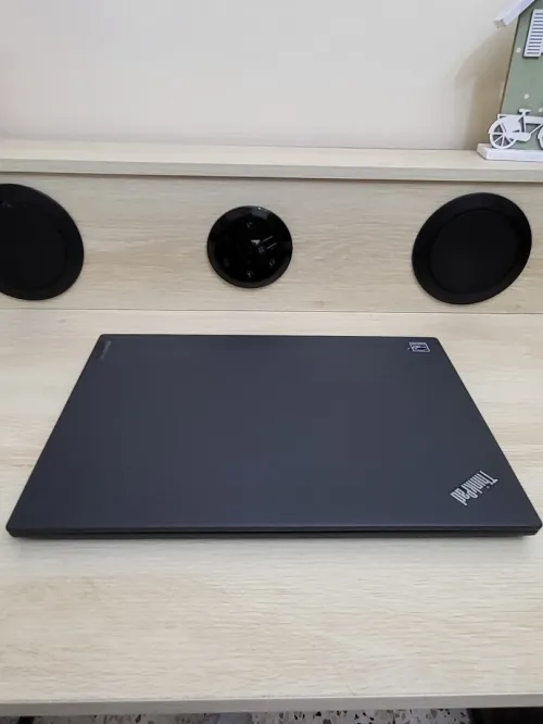 LENOVO THINKPAD T14s Tactile FHD | RYZEN 5 5650U 2.30GHz | 16GB RAM | 256GB NVME SSD