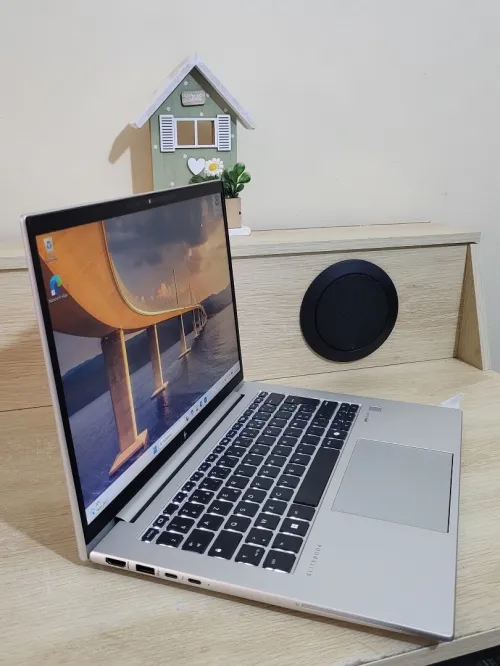 HP ELITEBOOK 845 G11 14'' FHD | RYZEN 5 PRO 8540U | 16GB RAM | 512GB NVME SSD | AMD RADEON 740M GRAPHICS