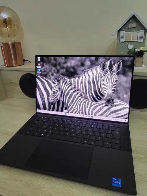 DELL PRECISION 5680 | OLED Tactile 4K | CORE i7-13800H | RTX 2000 ADA 8GB | 1To SSD | 64GB RAM