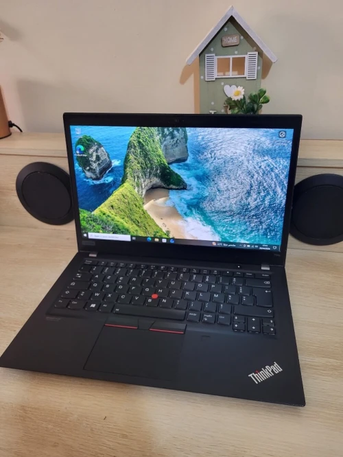 THINKPAD T14S | AMD RYZEN 7 PRO 4750U | 16GB RAM | 512GB SSD NVME | AMD RADEON GRAPHICS
