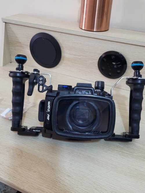 Caisson Sous-marin étanche Nauticam RX100 VII / 7 pack pro + Sony RX100 VII vidéos UHD 4K 30/24