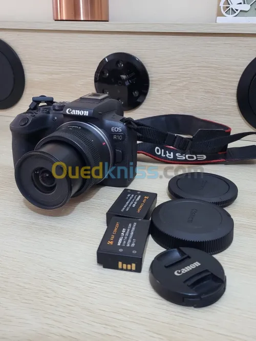 CANON EOS R10 hybride enregistrement en 4K UHD + objectif RF-S 18-45mm F4.5-6.3 IS STM NEUF