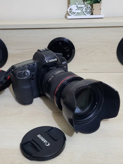 canon 5d mark ii + Canon EF 24-105mm f/4L IS USM