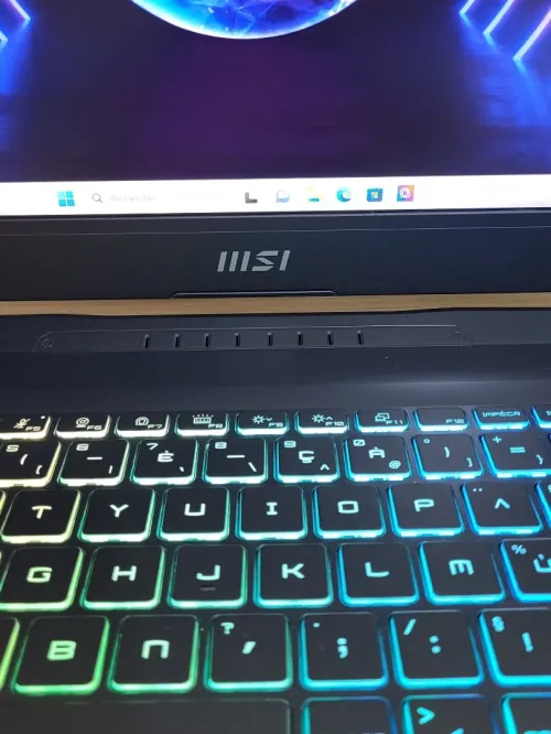 GAMING MSI KATANA 144 Hz | CORE i7-13620H | NVIDIA RTX 4050 6GB | 1TB NVMe SSD | 32GB RAM | Dragon Station