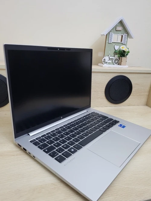 HP EliteBook 840 G10 INTEL 13EME GEN CORE I5 1335U @1.30GHz - 16GB RAM - 512GB SSD