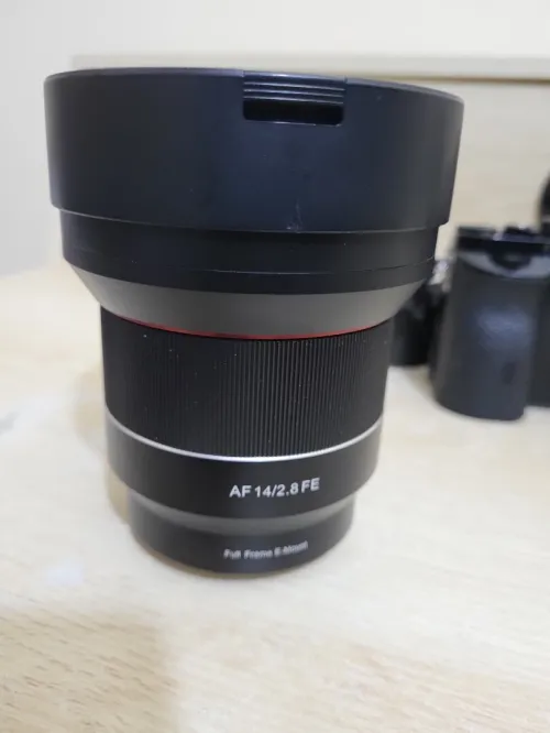 Sony Alpha 7S Hybride Plein Format Ultra vidéo 4K + Objectif Samyang AF 14mm F2.8 Full Frame