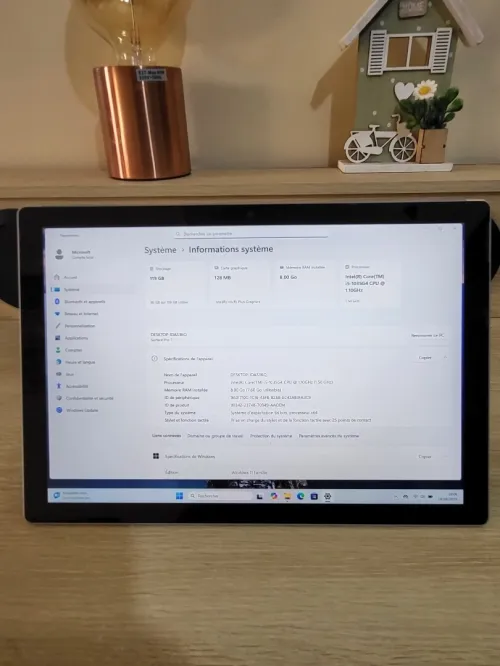 Microsoft Surface Pro 7 INTEL CORE i5 1035G4 - 8GB RAM - 128 NVMe SSD