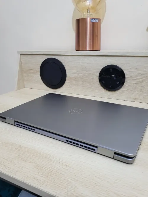 DELL LATITUDE 9520 UHD 4K | INTEL CORE i7 1185G7 | 32GB RAM | 512GB SSD | INTEL IRIS XE GRAPHICS