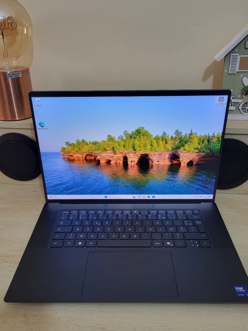 DELL PRECISION 5690 | CORE Ultra 7-165H | RTX 2000 ADA 8GB | 1To SSD | 32GB RAM