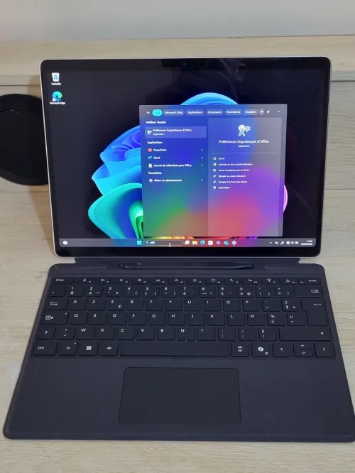 AI Microsoft Surface Pro 11 Copilot+ | OLED 2.8K 13" Tactile 120 Hz | INTEL CORE Ultra 5 236V | 16GB RAM | 256GB RAM | Arc Graphics 130V 8GB | Platine Tablette | Hybride 2-en-1