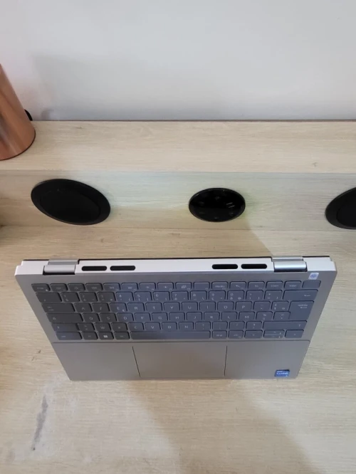 DELL INSPIRON 14 7420 2-in-1 X360 Convertible TACTLE | CORE i5 1235U | 8GB RAM | 512GB NVMe | INTEL UHD GRAPHICS