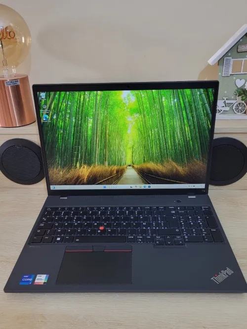 Thinkpad T16 GEN 2 16'' FHD | CORE i7 1355U | 32GB RAM | 1TB NVMe SSD | INTEL IRIS XE GRAPHICS