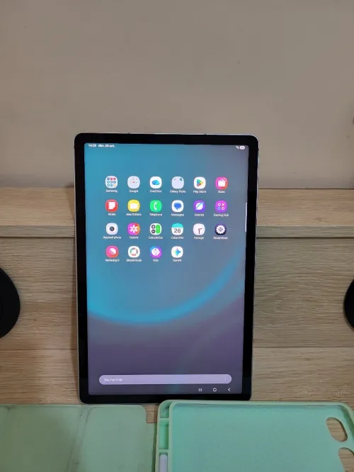 Samsung Galaxy Tab S9 FE - AMOLE 2K - Android 15