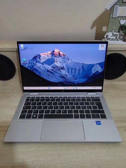 HP EliteBook X360 1030 G8 TACTILE 2-En-1 | CORE i5-1145G7 | 16GB RAM | 256GB NVME SSD |