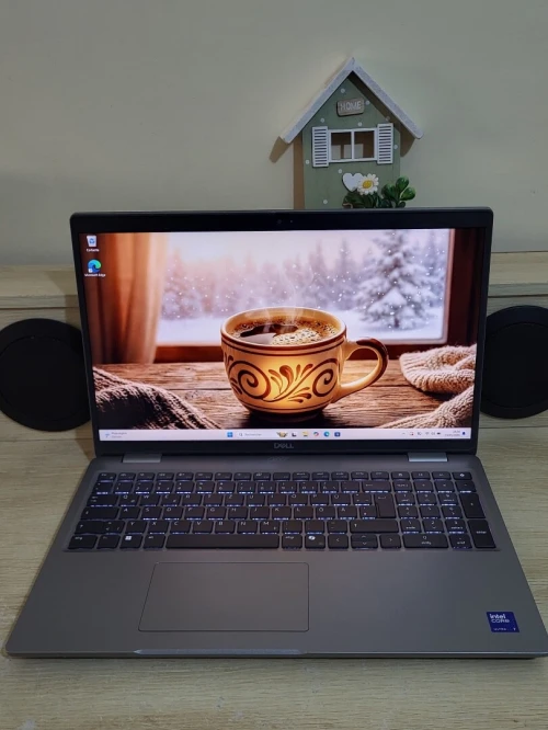 DELL PRECISION 3591 | CORE Ultra 7-155H | RTX 1000 ADA 6GB | 1TB NVMe SSD | 32GB RAM | MOBILE WORKSTATION | Mobile Station de travail