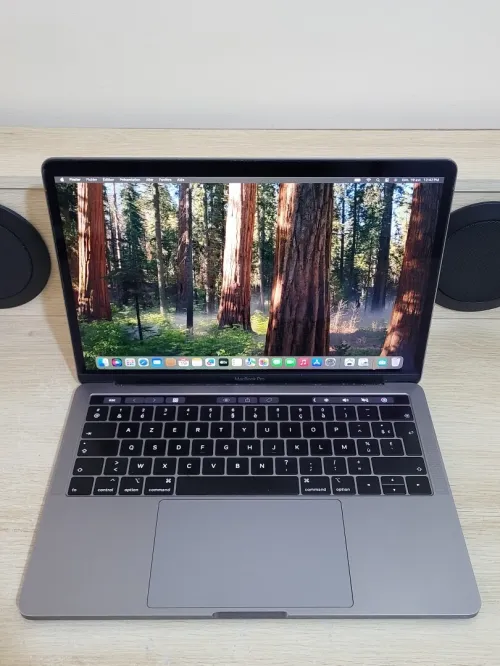 MacBook Pro Touch Bar Mid 2019 13-inch | INTEL CORE I5 QUATRE COEURS | 8GB RAM | 128GB SSD