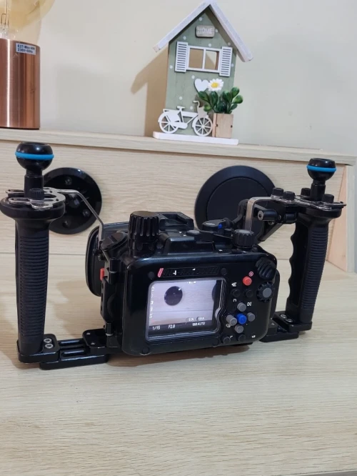 Caisson Sous-marin étanche Nauticam RX100 VII / 7 pack pro + Sony RX100 VII vidéos UHD 4K 30/24