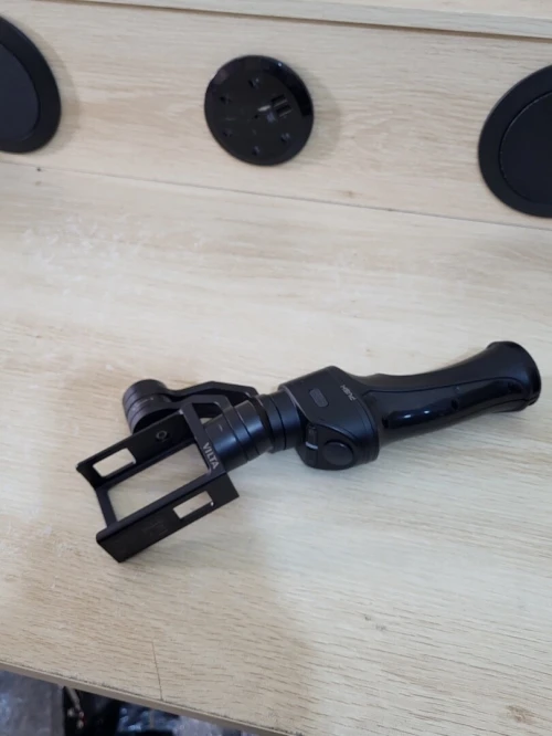 Freevision VILTA Mobile 3-Axis Gimbal stabilisateur pour Smartphones et Caméra d'action