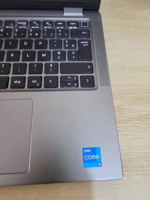 DELL LATITUDE 7440 ULTRA LEGER | INTEL CORE i5 1345U | 512GB NVME SSD | 16GB RAM