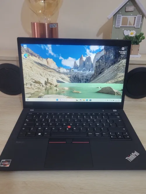 LENOVO THINKPAD T14s FHD TACTILE | RYZEN 7 5850U 2.30GHz | 32GB RAM | 1To NVME | AMD RADEON Pro 4GB