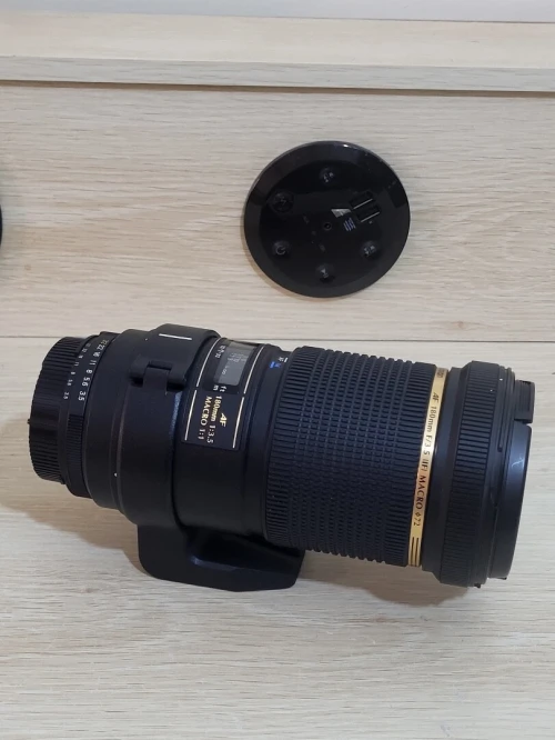Téléobjectif Tamron 180mm f/3.5 SP AF Di LD IF Macro 1:1 Monture Nikon