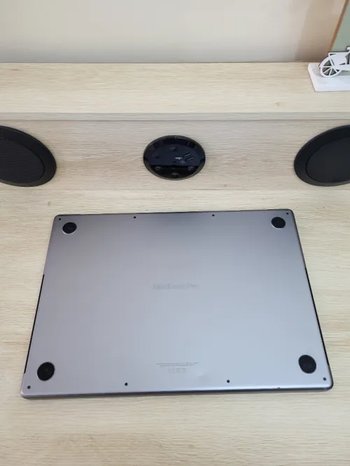 MacBook Pro M1 16 POUCES 2021 | Puce M1 Pro CPU 10 | GPU 16 | 16GB RAM | 512GB SSD | CYCLES 375
