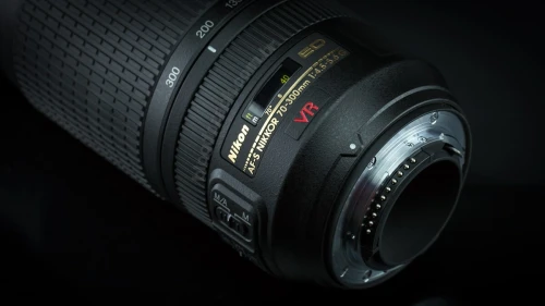 Nikon Nikkor AF-S 70-300 f/4.5-5.6 G ED-IF VR téléobjectif doté de la mise au point la plus rapide 