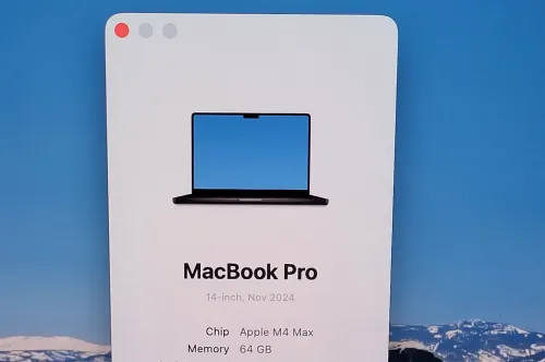 MacBook Pro M4 MAX 14'' 2024 | Puce M4 Max CPU 16 COEURS | GPU 40 COEURS | 64GB RAM | 1TB SSD | CYCLES 177