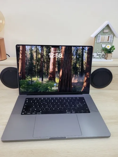 MacBook Pro M1 16 POUCES 2021 | Puce M1 Pro CPU 10 | GPU 16 | 16GB RAM | 512GB SSD | CYCLES 375