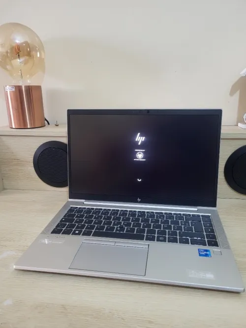 HP EliteBook 840 G8 | vPRO CORE i5 1135G7 | 16GB RAM | 256GB SSD | INTEL IRIS XE GRAPHICS