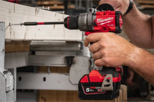 PERCEUSE VISSEUSE À PERCUSSION FUEL 18V - M18 FDD3-502X + 2 BATTERIES 18V 5 AH + 1 CHARGEUR M12-18FC MILWAUKEE + Coffret HD Box - NEUF JAMAIS UTILISÉ.