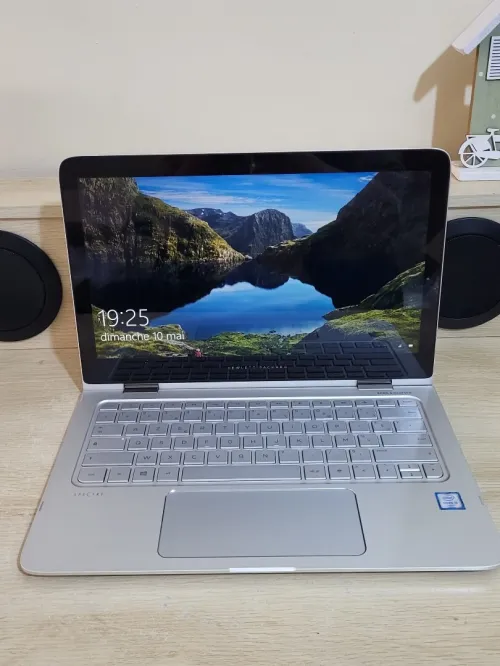 HP SPECTRE X360 Convertible TACTILE 2-en-1 | INTEL CORE i5 6200U | 4GB RAM | 256GB NVME SSD