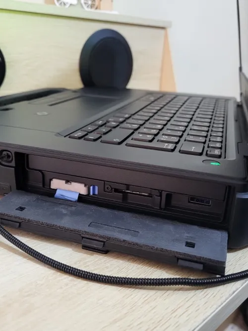 Dell Latitude Rugged Extreme 7424 14'' FHD TACTILE | CORE i5-8350U | 16GB RAM | 512GB NVMe SSD