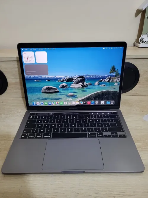 MacBook Pro M1 Gris Sideral | CPU M1 8C | 8GB RAM | 512GB SSD | COMPTAGE CYCLES 127 | MDM BYPASSED
