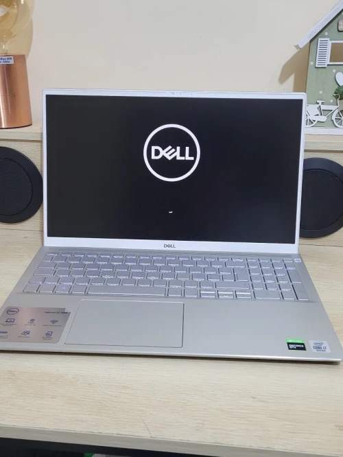 DELL INSPIRON 7501 | CORE i7-10750H | NVIDIA GeForce GTX 1650 4GB | 16GB RAM | 512GB NVMe SSD