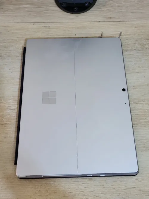 AI Microsoft Surface Pro 11 Copilot+ | OLED 2.8K 13" Tactile 120 Hz | INTEL CORE Ultra 5 236V | 16GB RAM | 256GB RAM | Arc Graphics 130V 8GB | Platine Tablette | Hybride 2-en-1