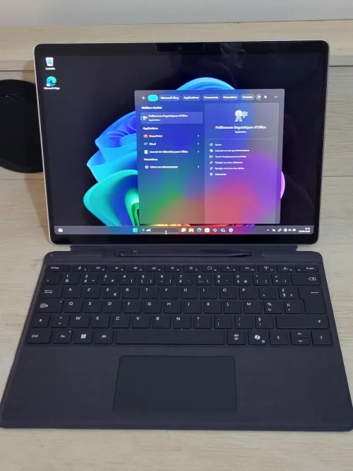 AI Microsoft Surface Pro 11 Copilot+ | OLED 2.8K 13" Tactile 120 Hz | INTEL CORE Ultra 5 236V | 16GB RAM | 256GB RAM | Arc Graphics 130V 8GB | Platine Tablette | Hybride 2-en-1
