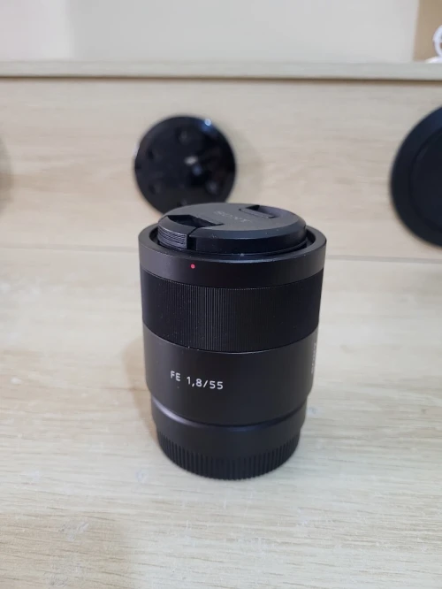 Objectif Sony FE 55mm F/1.8 ZEISS Sonnar T*