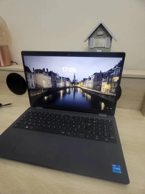 DELL LATITUDE 3540 2024 15.6 FHD | CORE i5 1235U | 8GB RAM | 512GB M2 SSD