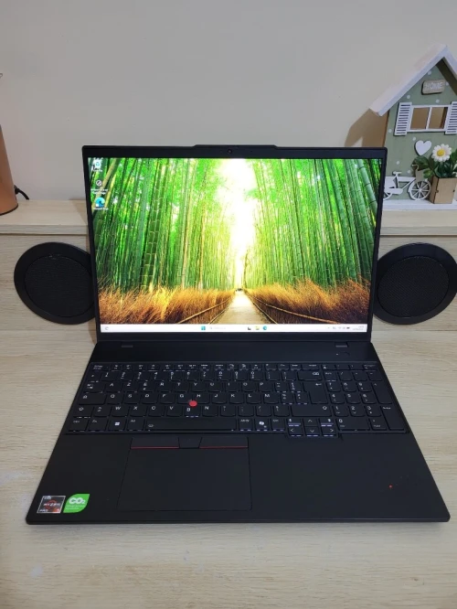 THINKPAD L16 | AMD RYZEN 5 7535U | 16GB RAM | 512GB NVMe SSD | AMD RADEON GRAPHICS