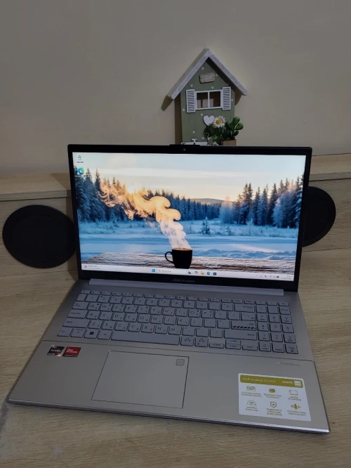 ASUS VivoBook Go 15 15.6 FHD | RYZEN 5 7520U | 16GB RAM | 512GB NVMe SSD | AMD RADEON GRAPHICS