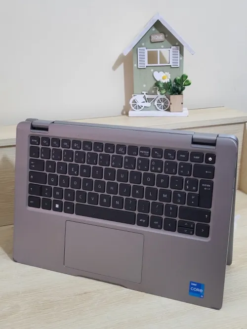 DELL LATITUDE 3340 X360 TACTILE | INTEL CORE i5 1335U | 16GB RAM | 256GB SSD | INTEL IRIS Xe GRAPHICS