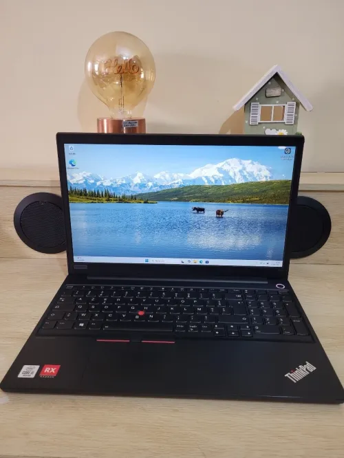 LENOVO THINKPAD E15 | CORE i5-10210U | 16GB RAM | 512GB NVMe SSD | AMD RADEON RX 640 2GB