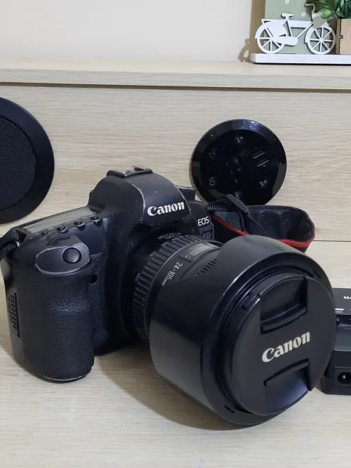 canon 5d mark ii + Canon EF 24-105mm f/4L IS USM