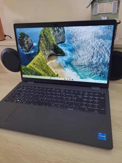 DELL LATITUDE 3540 2024 15.6 FHD | INTEL 12EME GENERATION CORE I5 1235U | 8GB RAM | 512GB M2 SSD
