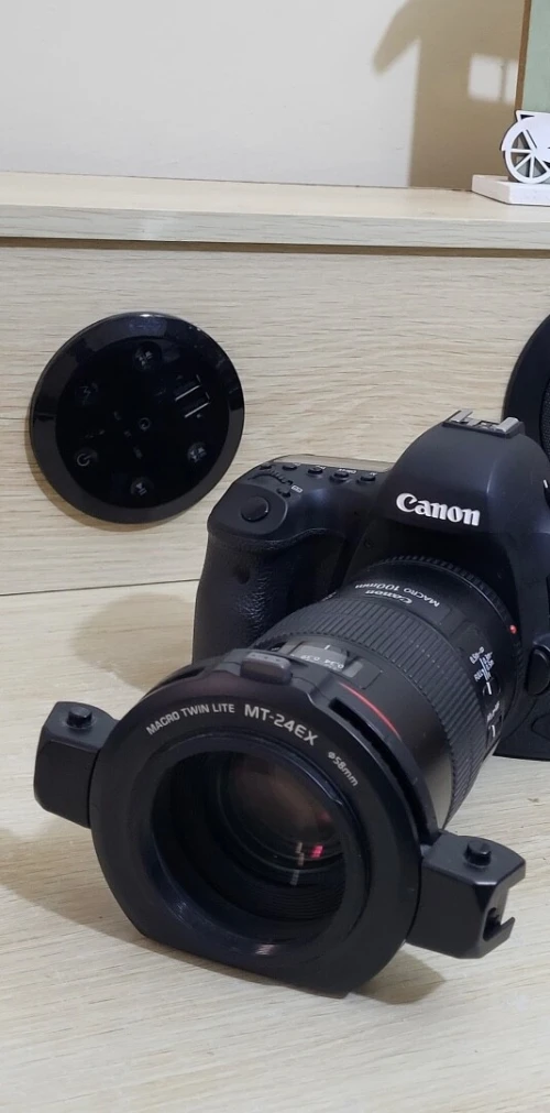 Canon MT-24EX Macro Twin Lite Flash détachable pour appareils photo canon Reflex et compacts
