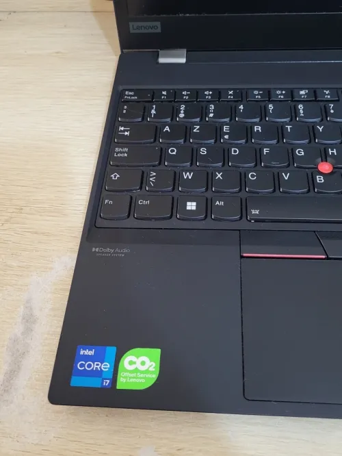ThinkPad P15s GEN 2 | i7-1165G7 | NVIDIA QUADRO T500 4GB | 16GB RAM | 512GB NVMe SSD | WORKSTATION