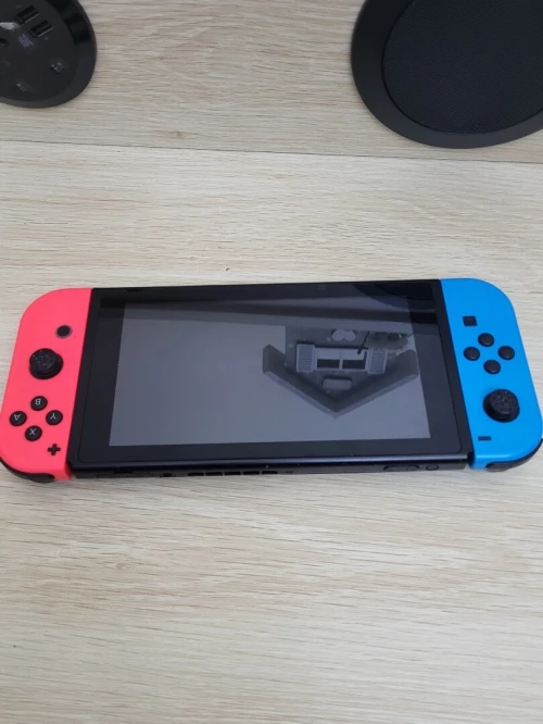 Nintendo Switch + 1 JEUX
